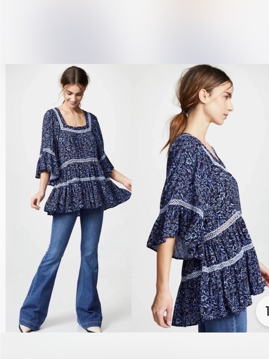 Free People Tops - Free People Navy Floral Tiered Peasant Tunic M